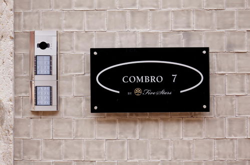 Photo 3 - Lisbon Five Stars Apartments Combro 7