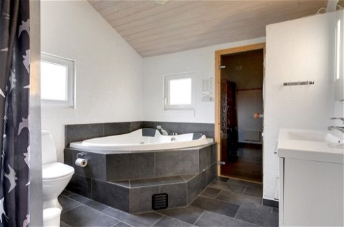Foto 18 - Casa con 3 camere da letto a Klitmøller con terrazza e sauna