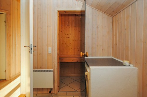 Photo 10 - 3 bedroom House in Klitmøller with terrace and sauna