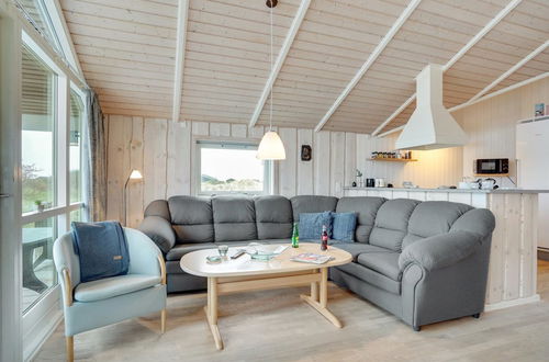 Foto 3 - Casa de 4 quartos em Harrerenden com terraço e sauna
