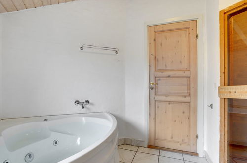 Foto 2 - Casa de 4 quartos em Harrerenden com terraço e sauna
