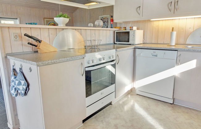 3 bedroom House in Ulfborg with terrace and sauna - Photo 9