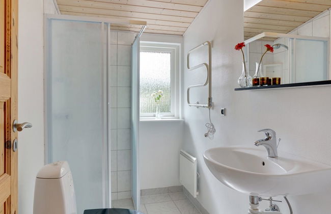 Casa de 4 quartos em Storvorde com terraço e sauna - Foto 9
