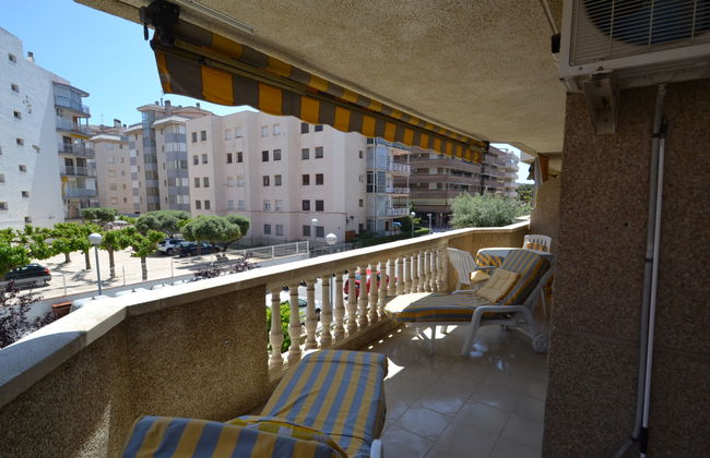 2 bedroom Apartment in Vila-seca with swimming pool and garden - Photo 12