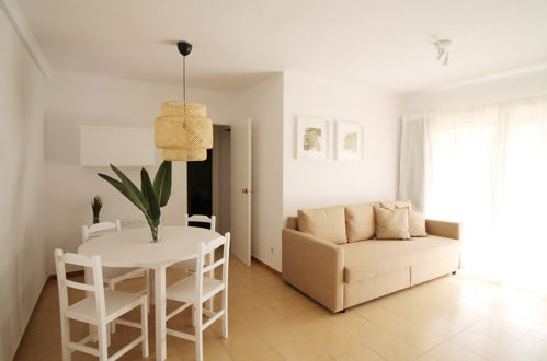 Foto 7 - Apartamento de 2 habitaciones en Cambrils con jardín y vistas al mar