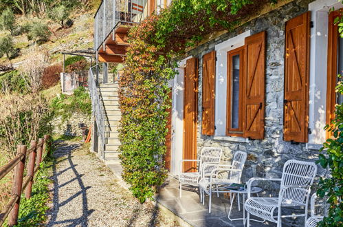 Photo 2 - Appartement de 2 chambres à Bellano avec terrasse et vues sur la montagne