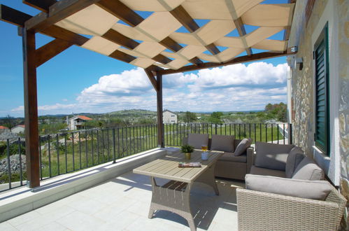 Photo 32 - 5 bedroom House in Sibenik with private pool and garden