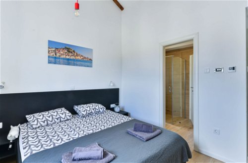 Foto 24 - Casa con 5 camere da letto a Sebenico con piscina privata e vista mare