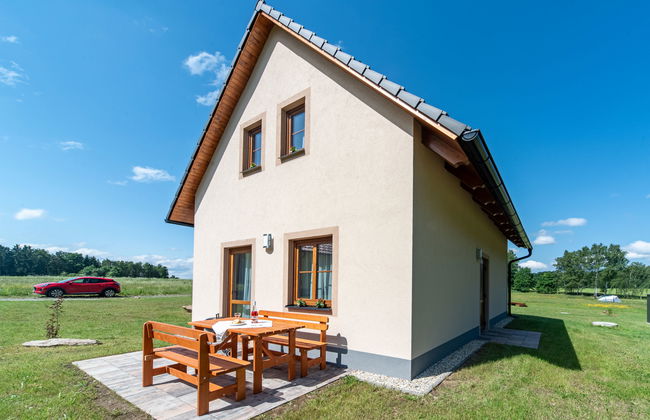 Casa de 2 quartos em Stráž nad Nežárkou com jardim e terraço - Foto 1