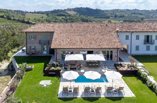 Foto 2 - Casa con 6 camere da letto a Costigliole d'Asti con piscina privata e giardino