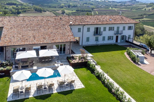 Foto 51 - Casa de 4 habitaciones en Costigliole d'Asti con piscina y jardín