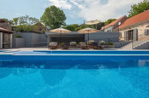 Foto 44 - Casa con 3 camere da letto a Sebenico con piscina privata e giardino