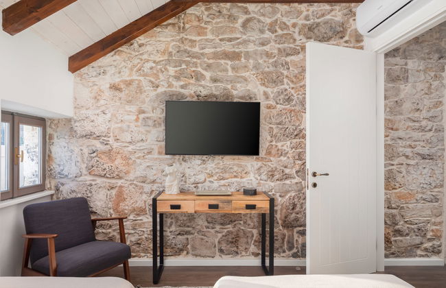 Casa de 4 quartos em Sibenik com piscina privada e jardim - Foto 35