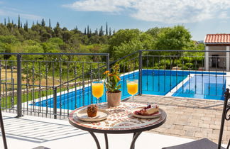 Foto 3 - Casa de 3 quartos em Sibenik com piscina privada e terraço