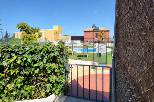 Foto 17 - Apartamento de 3 habitaciones en Sanlúcar de Barrameda con piscina y jardín