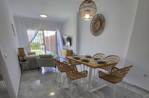 Foto 6 - Apartamento de 3 habitaciones en Sanlúcar de Barrameda con piscina y jardín