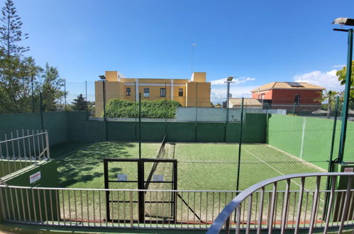 Photo 20 - Appartement de 3 chambres à Sanlúcar de Barrameda avec piscine et jardin