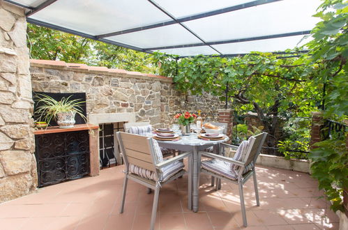 Photo 10 - Maison de 2 chambres à Cuers avec piscine privée et jardin