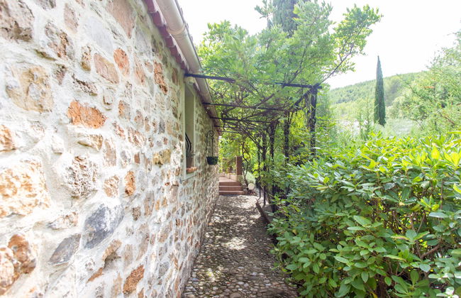 Casa de 2 quartos em Cuers com piscina privada e jardim - Foto 9