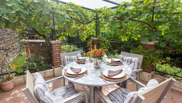 2 bedroom House in Cuers with private pool and garden - Photo 2