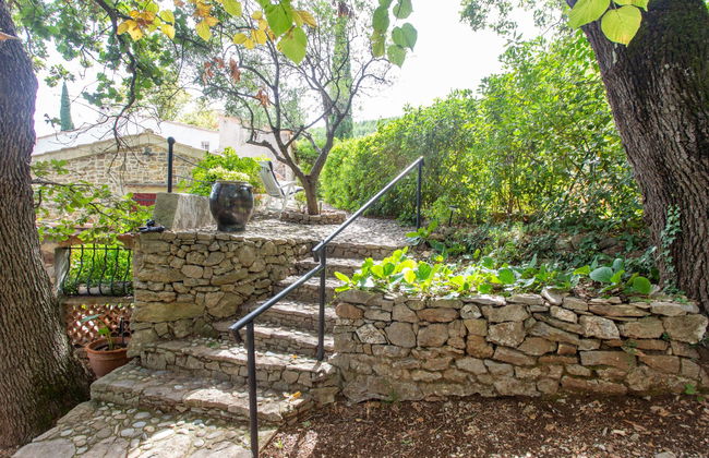 Casa de 2 quartos em Cuers com piscina privada e jardim - Foto 20