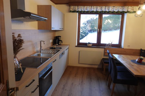 Photo 3 - 4 bedroom House in Bischofshofen with garden and mountain view