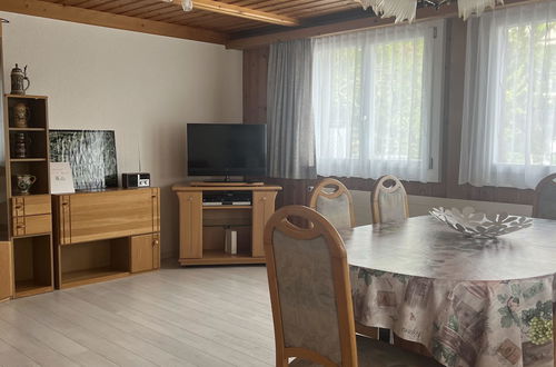 Foto 5 - Apartment mit 3 Schlafzimmern in Spiez mit garten