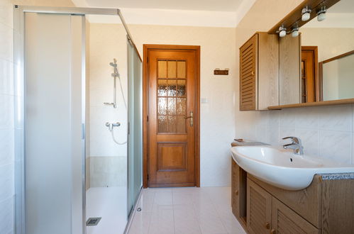 Foto 21 - Apartamento de 2 quartos em Fénis com piscina e jardim