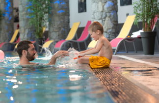 Photo 3 - Appartement de 2 chambres à Arâches-la-Frasse avec piscine et vues sur la montagne