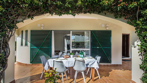 4 bedroom House in Albufeira with private pool and garden - Photo 3