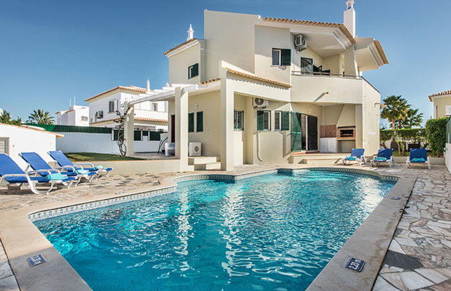 Casa de 4 quartos em Albufeira com piscina privada e jardim - Foto 42