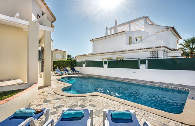 Casa de 4 quartos em Albufeira com piscina privada e jardim - Foto 51