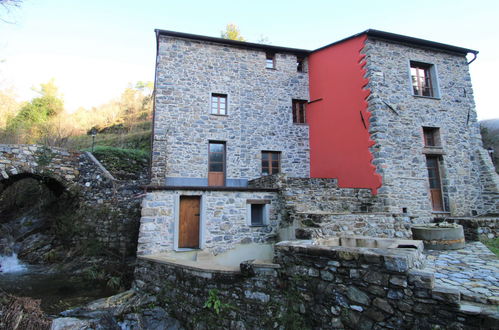 Photo 3 - Appartement de 2 chambres à Castiglione Chiavarese avec jardin