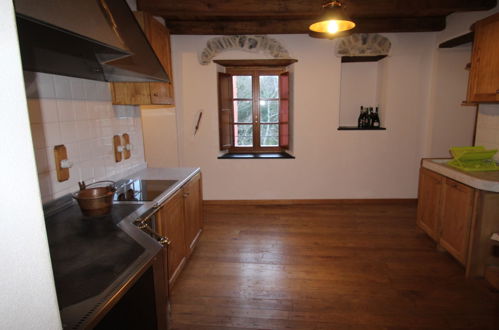 Foto 10 - Appartamento con 2 camere da letto a Castiglione Chiavarese con giardino