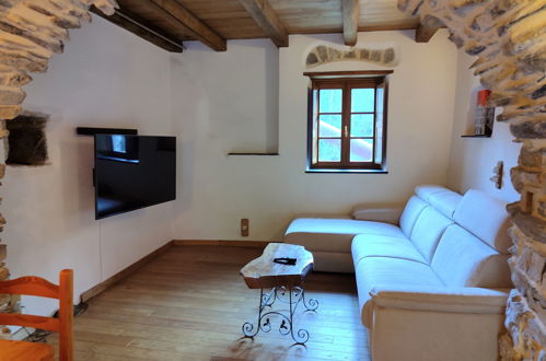 Foto 5 - Apartment mit 2 Schlafzimmern in Castiglione Chiavarese mit garten