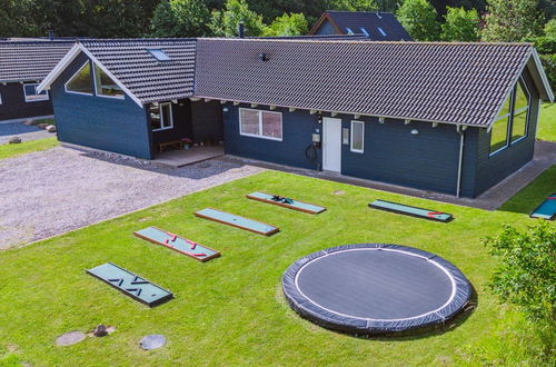 Photo 7 - Maison de 7 chambres à Tranekær avec piscine privée et terrasse