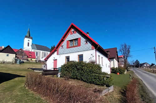 Photo 1 - Maison de 2 chambres à Kořenov avec jardin et sauna