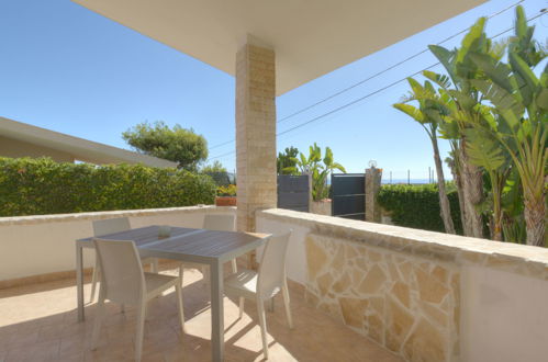 Photo 19 - 2 bedroom House in Siracusa with garden and terrace