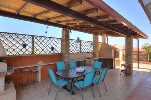 Photo 22 - 2 bedroom House in Siracusa with garden and terrace