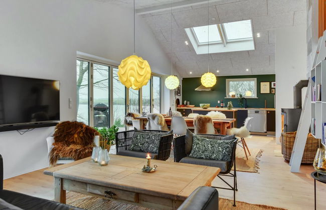 "Lika" - 25m to the fjord - Foto 30