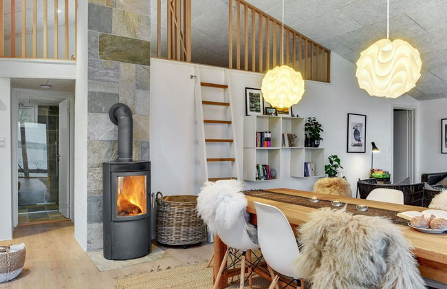 "Lika" - 25m to the fjord - Foto 22