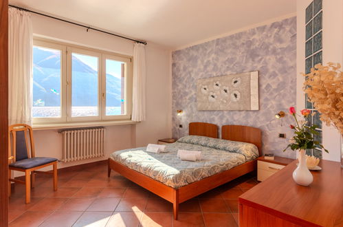 Photo 16 - 2 bedroom House in Porlezza with garden and mountain view