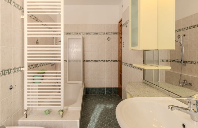 Casa de 3 quartos em Porlezza com jardim e terraço - Foto 37