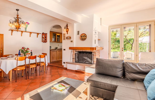 Casa de 3 quartos em Porlezza com jardim e terraço - Foto 9