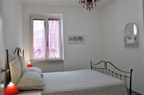 Foto 12 - Appartamento con 3 camere da letto a Sperlonga con giardino e vista mare