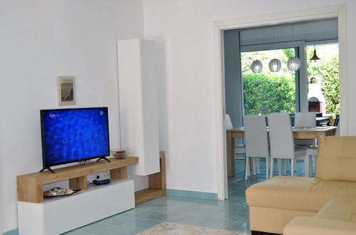 Foto 5 - Appartamento con 3 camere da letto a Sperlonga con giardino e vista mare