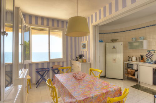 Photo 10 - 3 bedroom House in Siracusa with garden and terrace