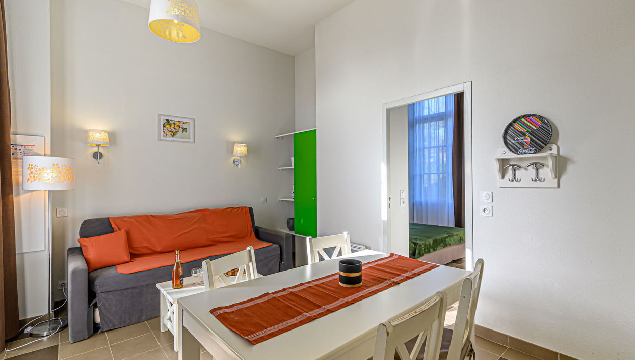 1 bedroom Apartment in Baden with swimming pool and garden - Photo 1