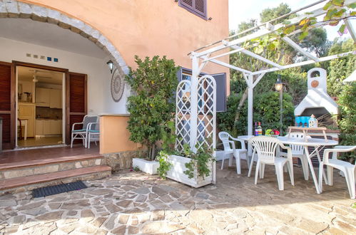 Photo 1 - 2 bedroom Apartment in Golfo Aranci with garden and terrace