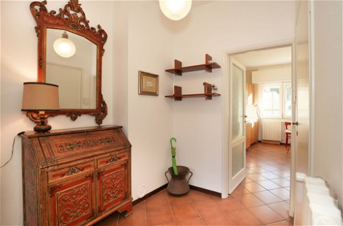 Foto 9 - Apartment mit 1 Schlafzimmer in Porto Valtravaglia mit blick auf die berge